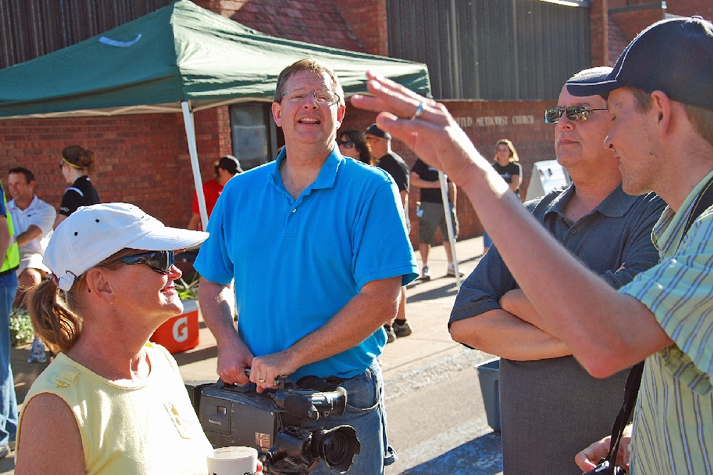 Other media personnel joined this photographer, as we awaited the first contestant to arrive at the Finish Line. (l) Mary Ann Schmidt-WMPL; Mike Ludlum-WLUC-TV; Dirk Hembroff-WMPL; and Steven Anderson-Daily Mining Gazette.