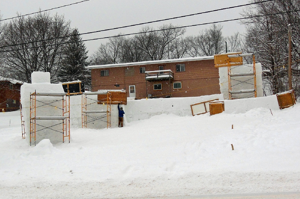 Perennial winner in recent years, Hancock�s Phi Kappa Tau Fraternity gets their entry started for this year following the Holiday break.