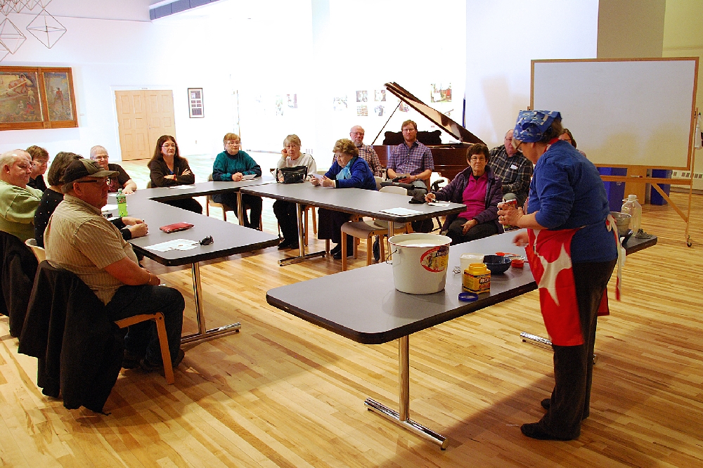 Two weeks of activities as a buildup to the final Saturday of Heikinpaiva (The Bear Rolls Over) Mid Winter Celebration, began with a Leipajuusto (Squeaky Cheese) cooking presentation, at the Finlandia Finnish American Heritage (FAHC) Center. The instructor was Debbie Kurtti.